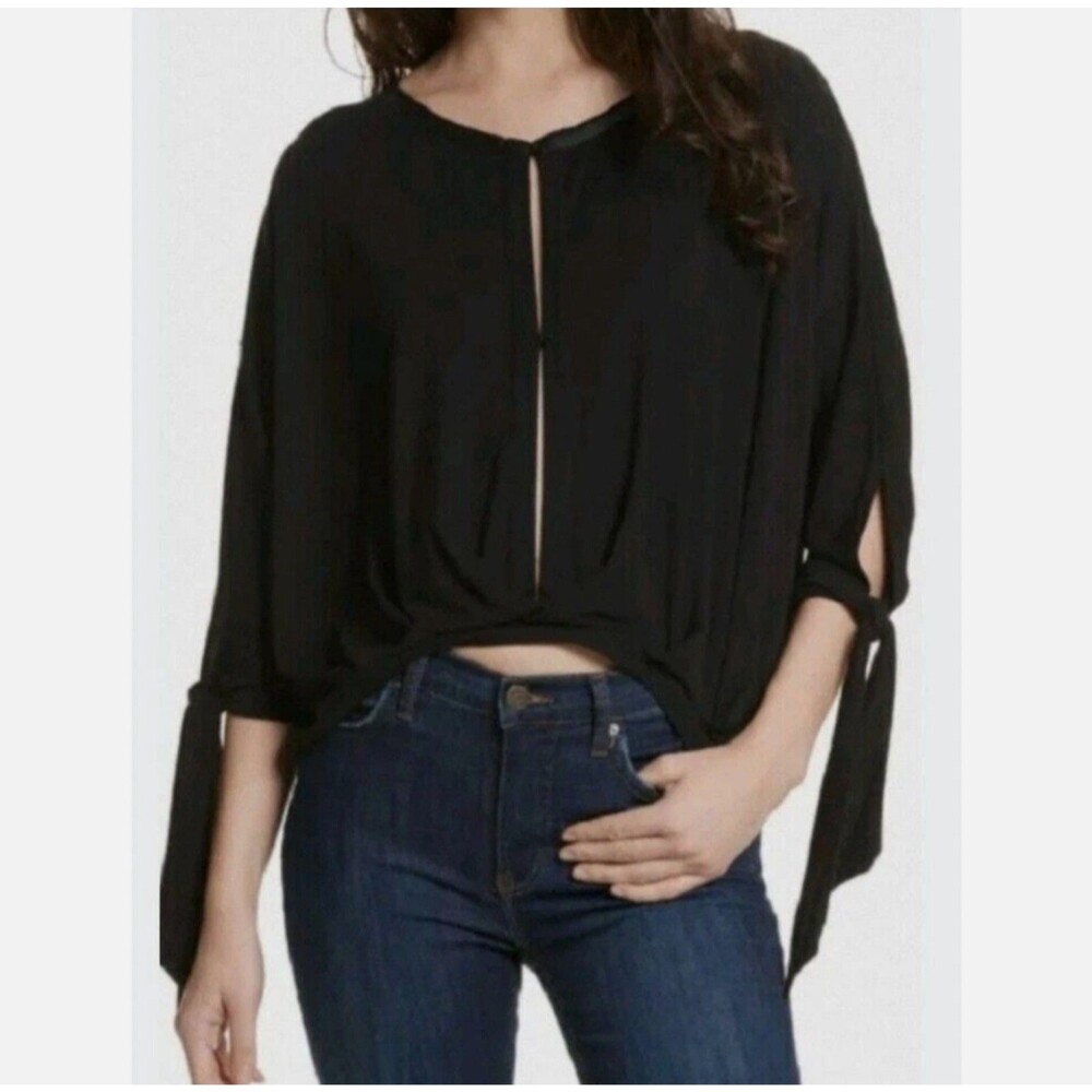Women's Free People Keepin On Cutout Oversize Top Black Medium Boho Flowy